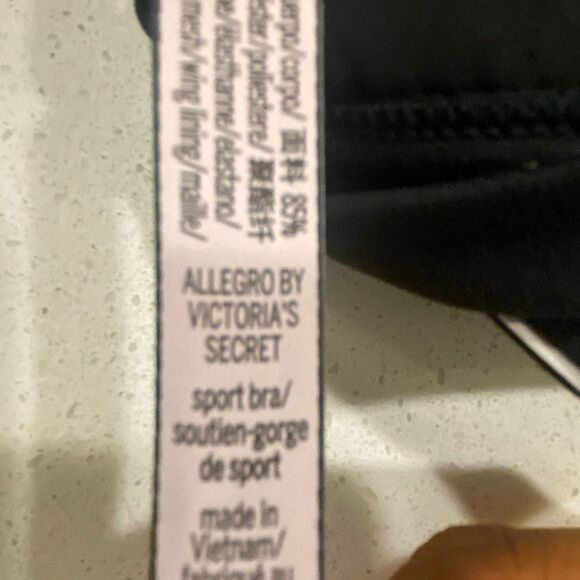 Victoria’s Secret Allegro sports bra size 34DD - Picture 7 of 8